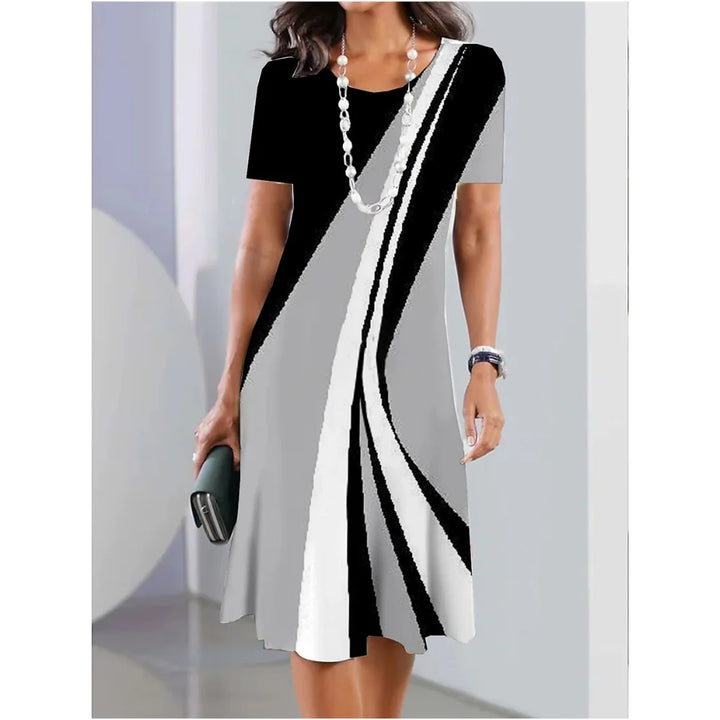 Women's Striped Summer Dress – Casual & Elegant.