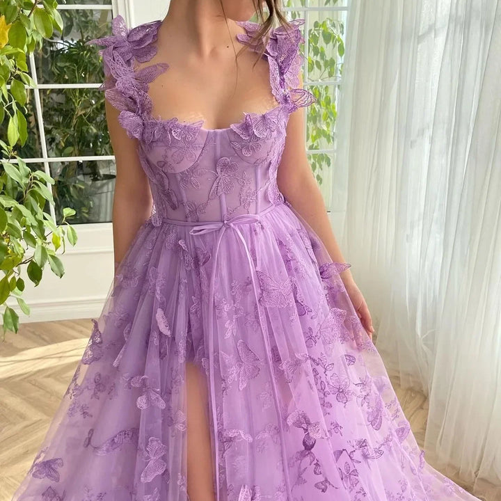 Women's Sleeveless Wedding Dress.